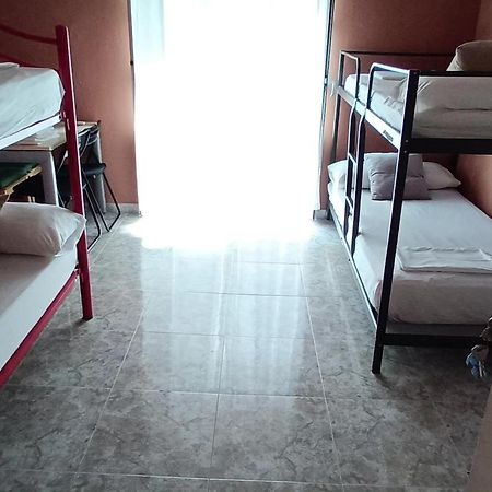 La Maestranza Apartment Rooms Sevilla Eksteriør billede
