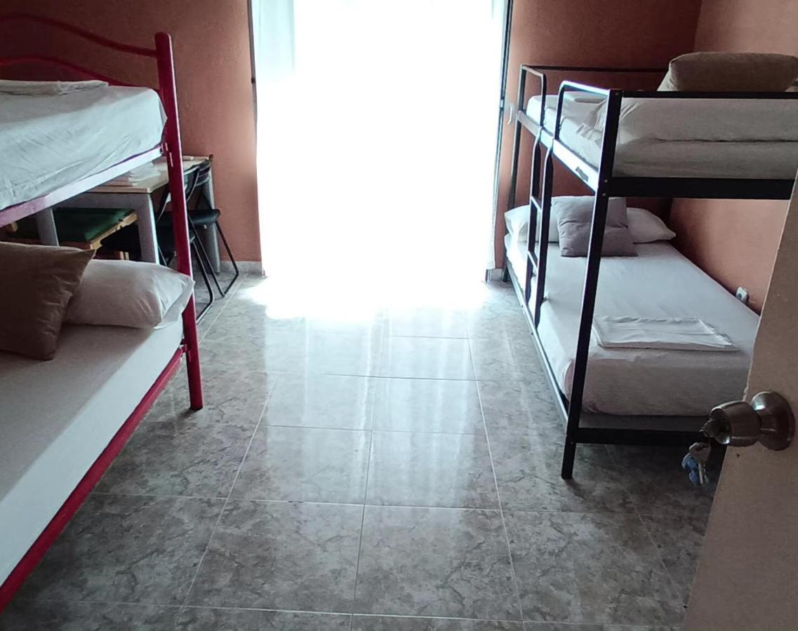 La Maestranza Apartment Rooms Sevilla Eksteriør billede