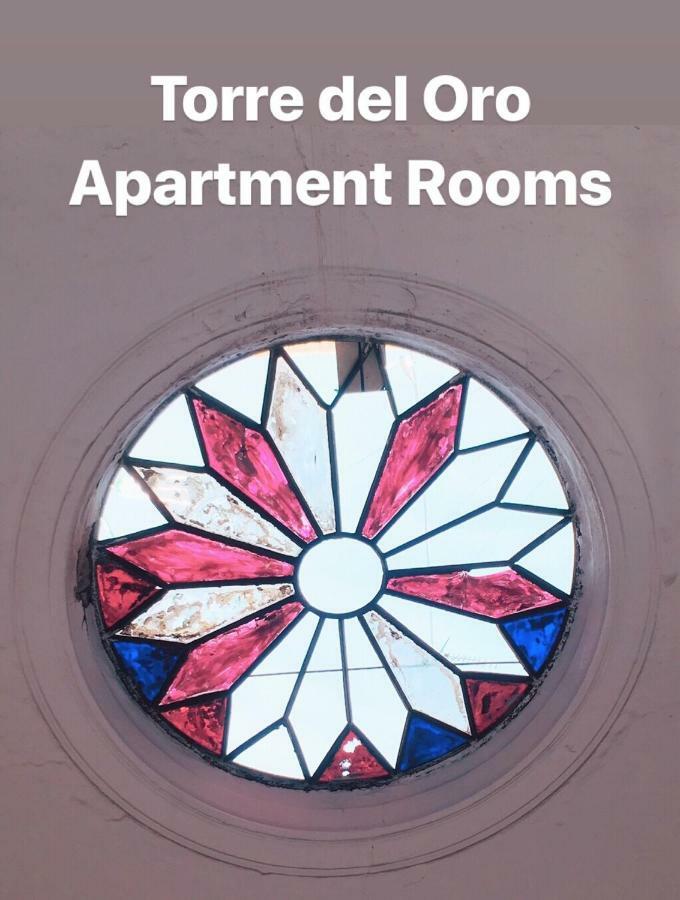 La Maestranza Apartment Rooms Sevilla Eksteriør billede